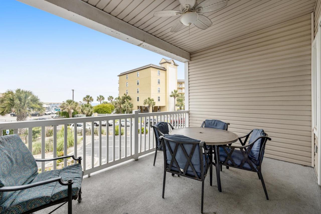 114 West Arctic Apartment Folly Beach Exterior photo